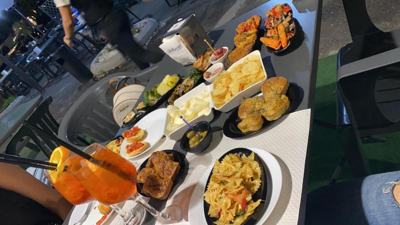 Civitas Aeroporto di Catania Fontana Rossa Esterno foto
